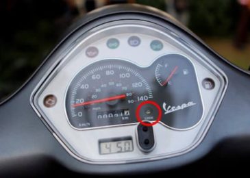 Các đèn báo trên mặt đồng hồ xe Vespa mang ý nghĩa gì?